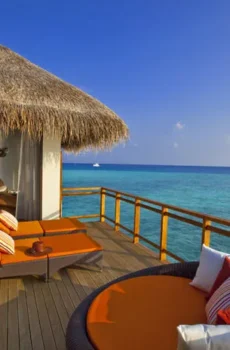 Resort de luxe sur pilotis aux Maldives